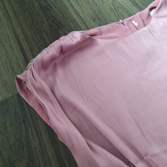 NWOT ASTR Cropped Double Layer Ballon Hem Sleeveless Blouse Size L - Picture 3 of 7